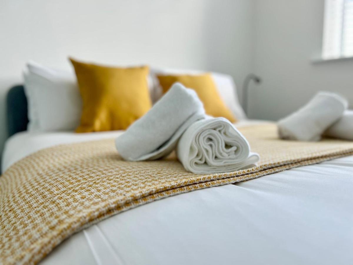 The Town House, Whole House Suitable For Contractors And Families Market Harborough Exteriér fotografie
